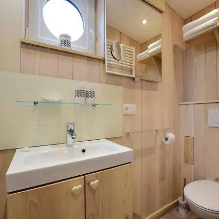 Mobile Home In Ardennes Near Forest & Sauna, Cleaning Included Holiday home *