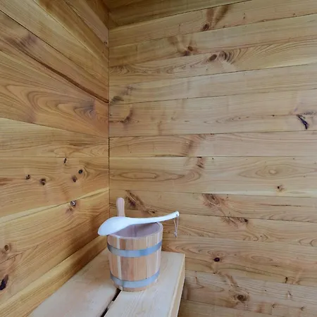Holiday home Mobile Home In Ardennes Near Forest & Sauna, Cleaning Included *